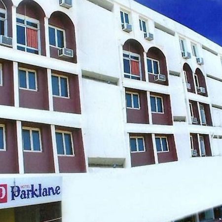 Hotel Parklane Hajdarabad Zewnętrze zdjęcie