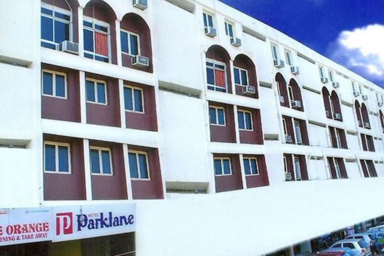 Hotel Parklane Hajdarabad Zewnętrze zdjęcie